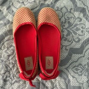 UGG Red W Indah Burlap Flats Sz 7 EUC Red and Tan Pattern